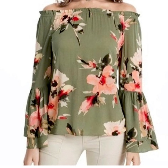 White House Black Market | S | 19” p2p - Picture 1 of 10